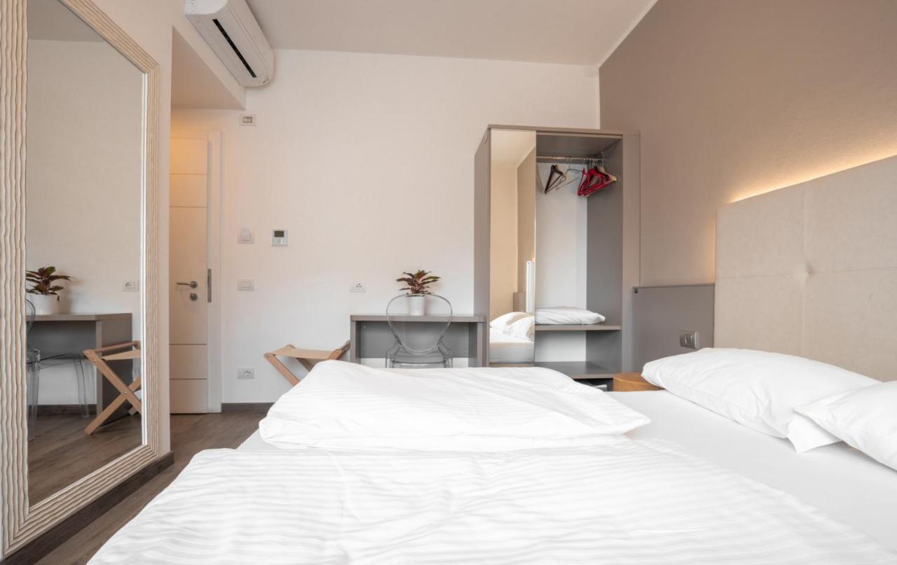 Hotel Rolly Riva del Garda Exterior photo